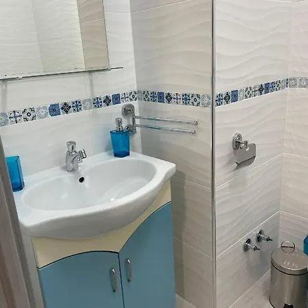 Iria B&B 포밀리아노 다르코